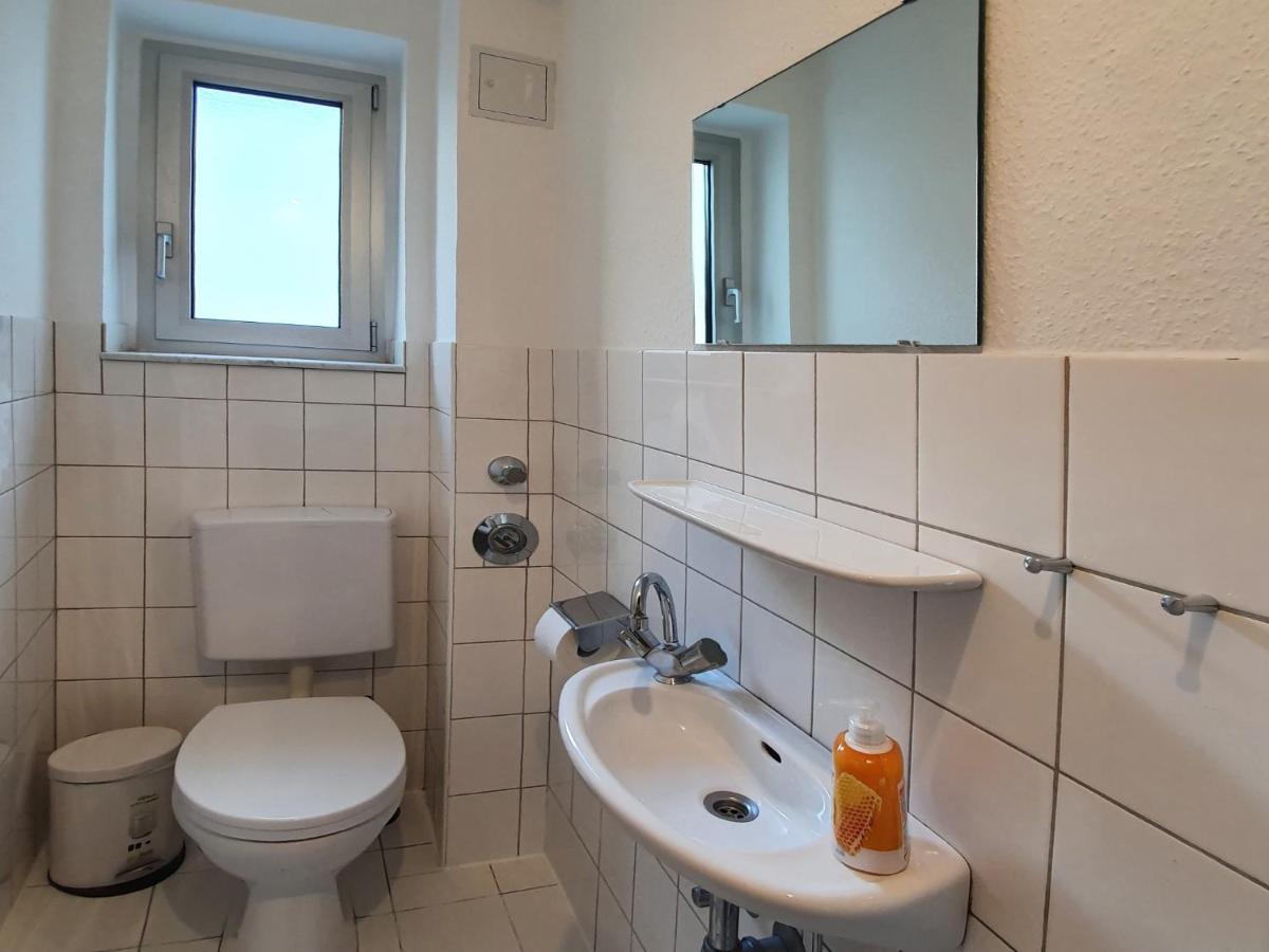 Aparthouse Graf-Adolf Dusseldorf Bagian luar foto
