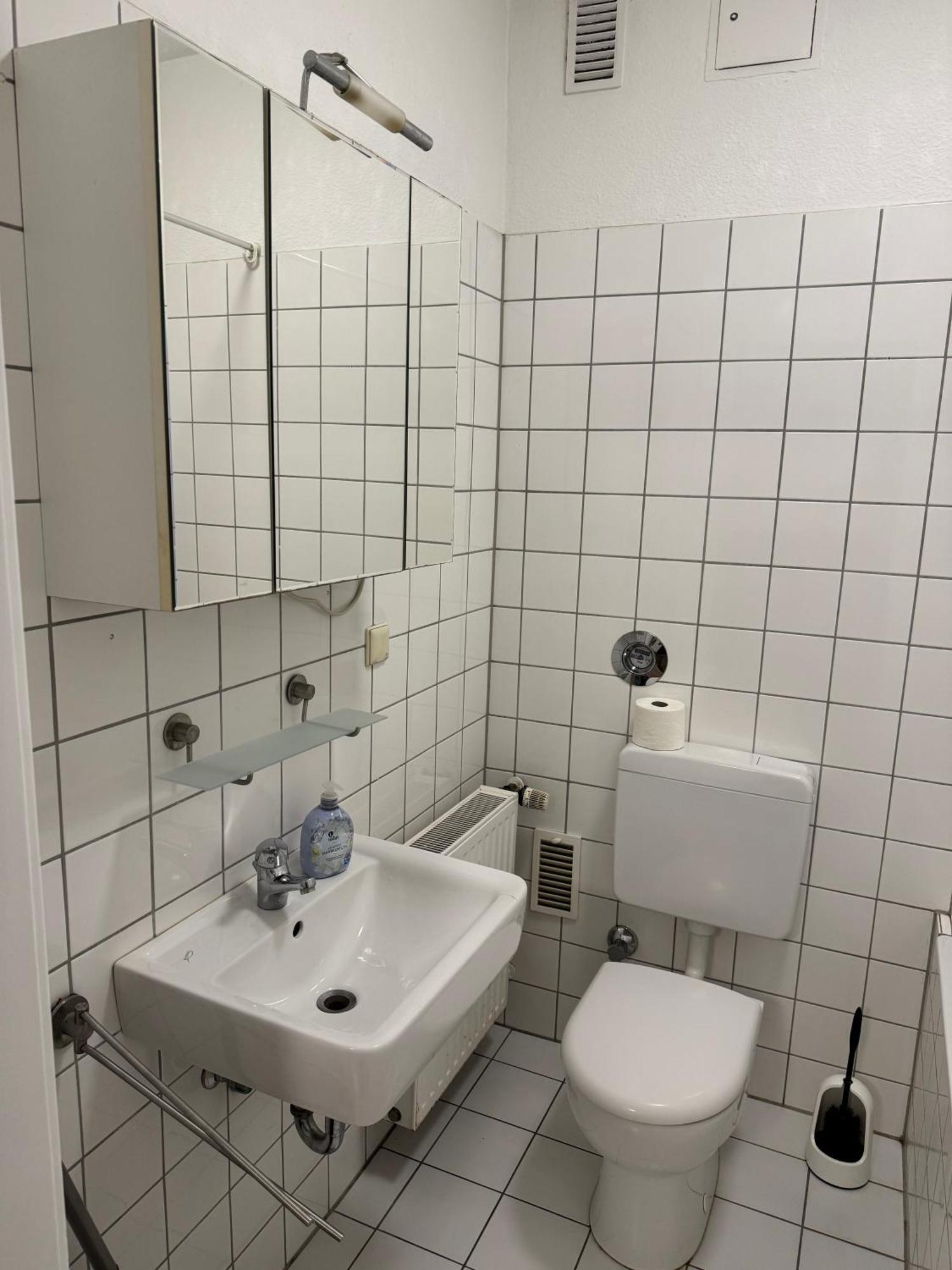 Aparthouse Graf-Adolf Dusseldorf Bagian luar foto