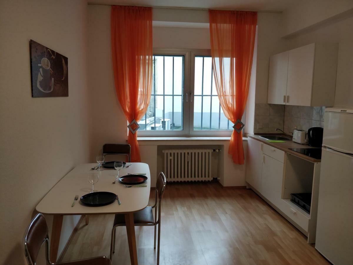 Aparthouse Graf-Adolf Dusseldorf Bagian luar foto