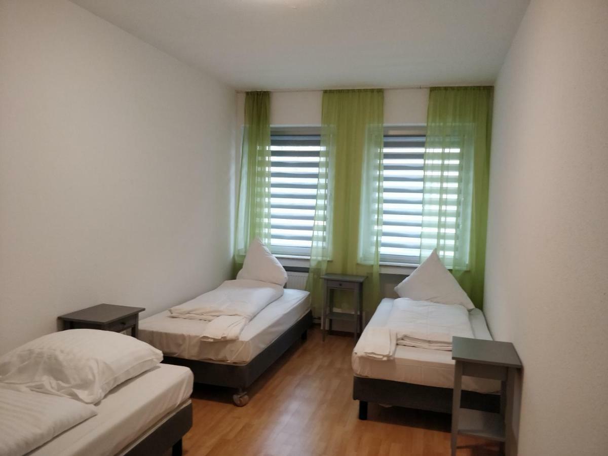 Aparthouse Graf-Adolf Dusseldorf Bagian luar foto