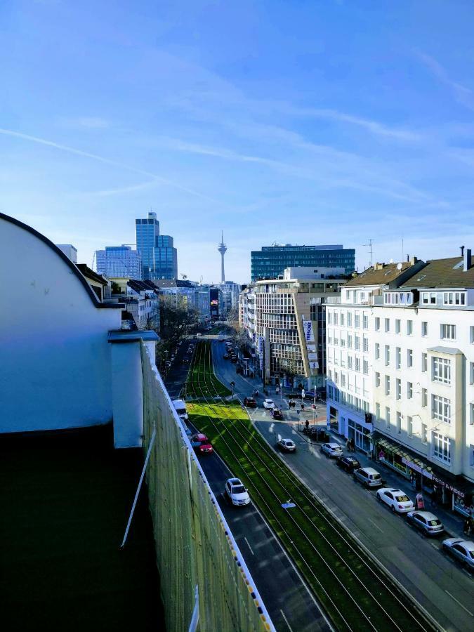 Aparthouse Graf-Adolf Dusseldorf Bagian luar foto